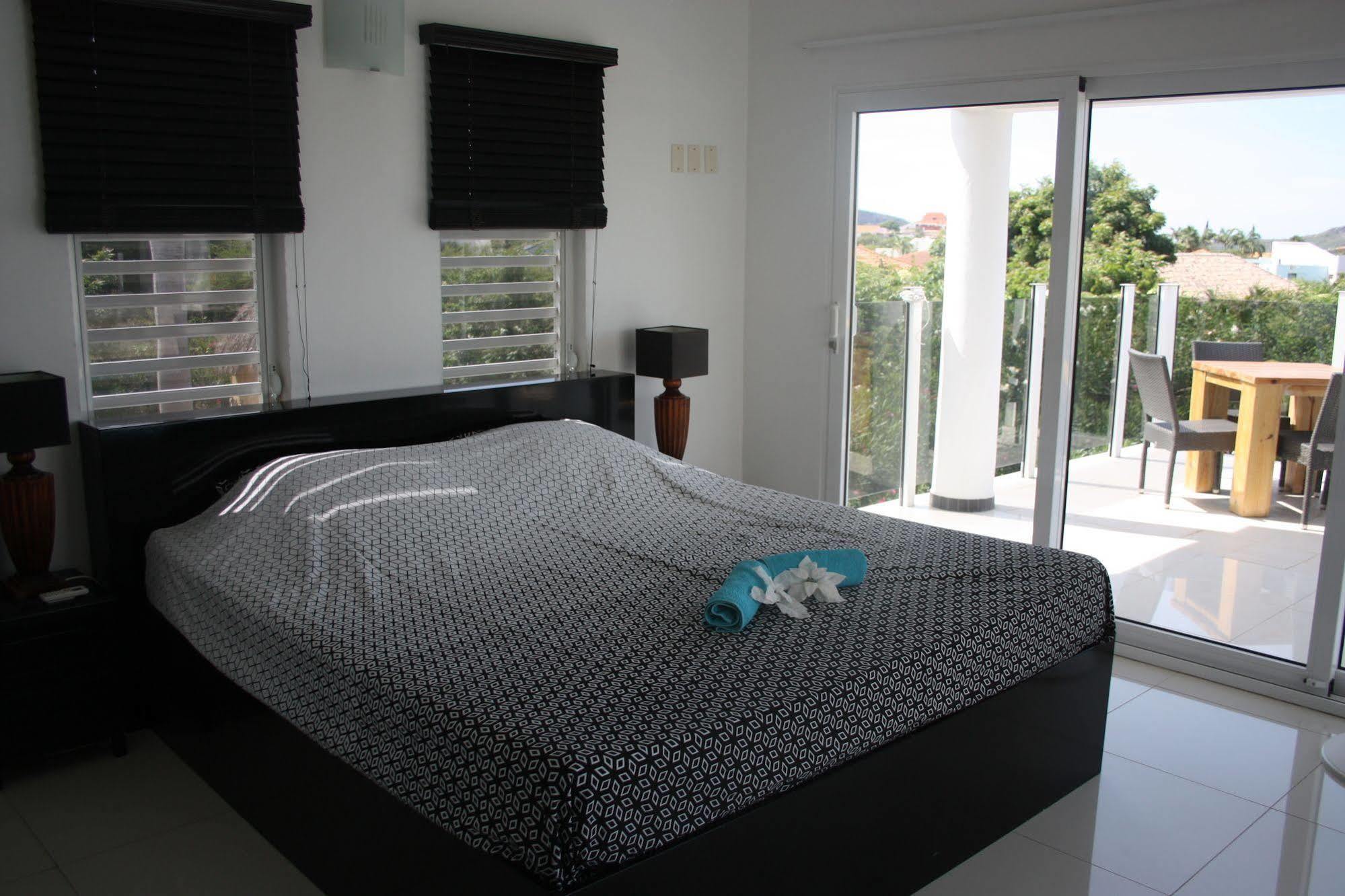 Sun Sea Sleep B&B Willemstad Ngoại thất bức ảnh